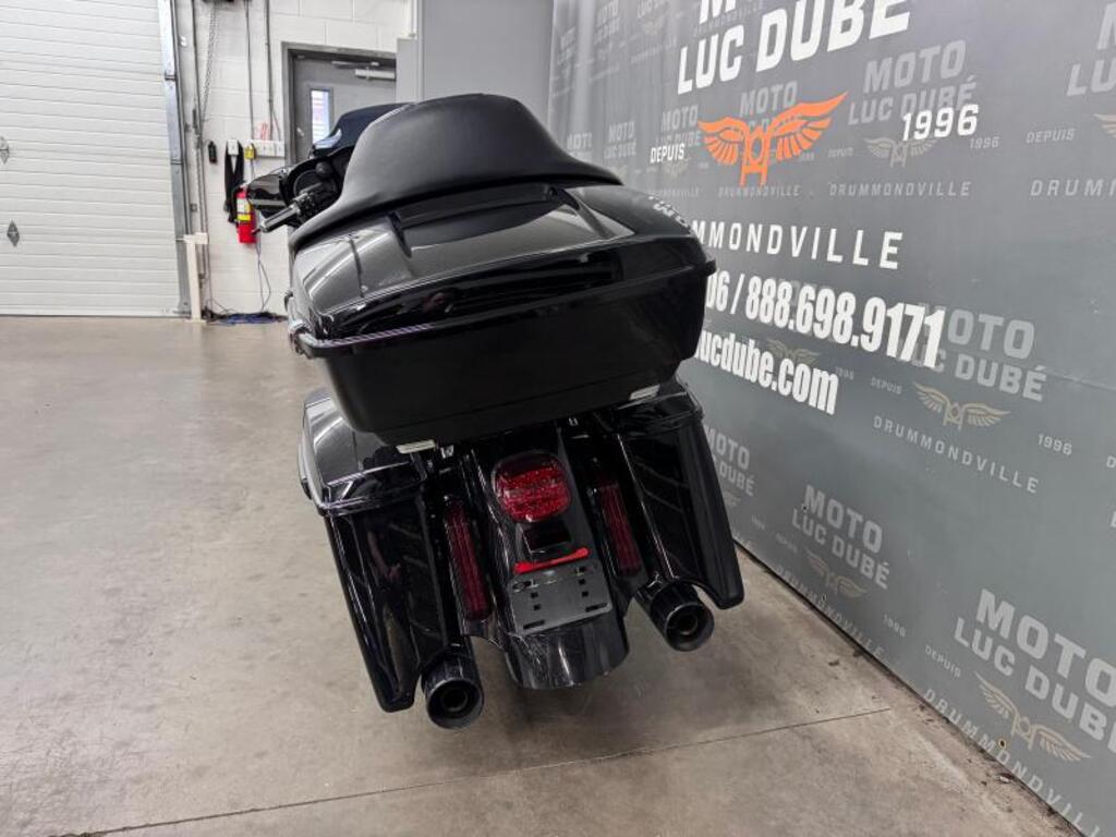 Harley-Davidson FLHTCUTGSE Ultra CVO Tri Glide 2021