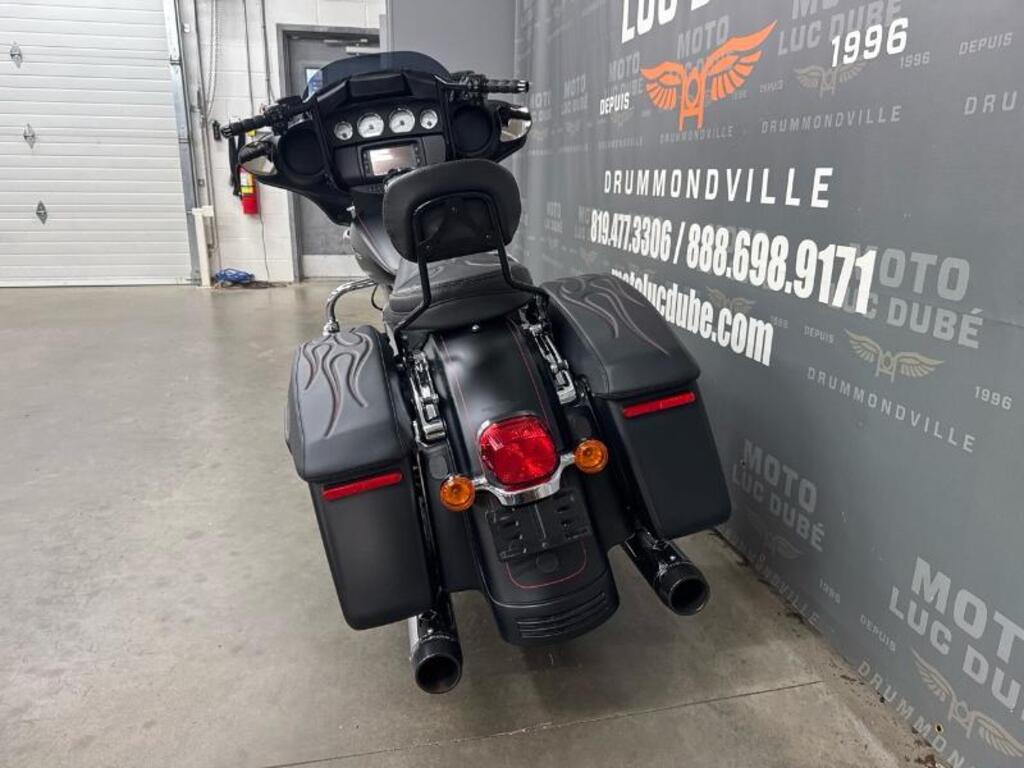 Harley-Davidson FLHXS Street Glide Special 2015