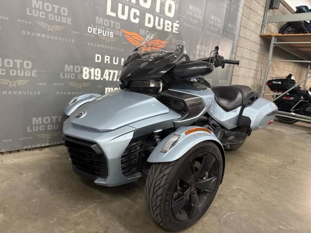 Harley-Davidson FLHXS Street Glide Special 2015