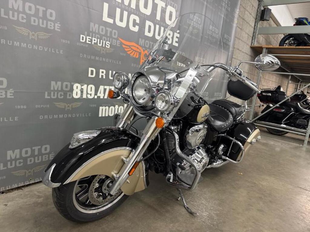Harley-Davidson FLHCS Heritage Classic 114 2018