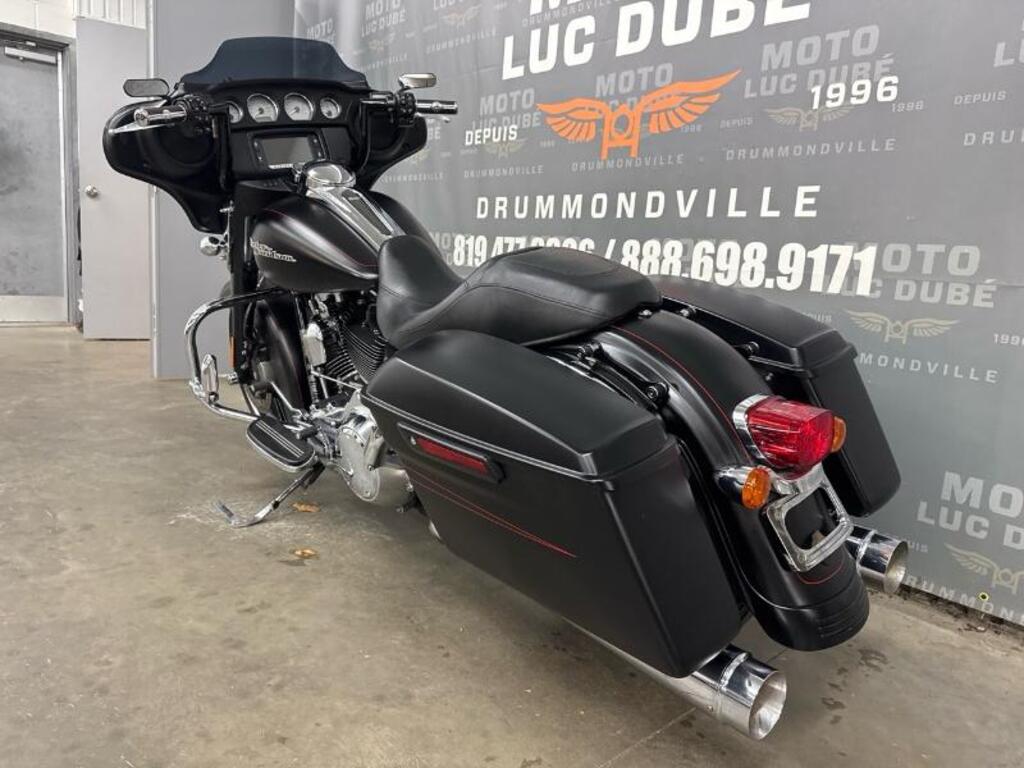 Harley-Davidson FLHXS Street Glide Special 2015