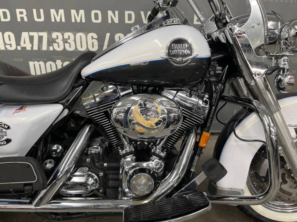 Harley-Davidson FLHRC Road King Classic 2008