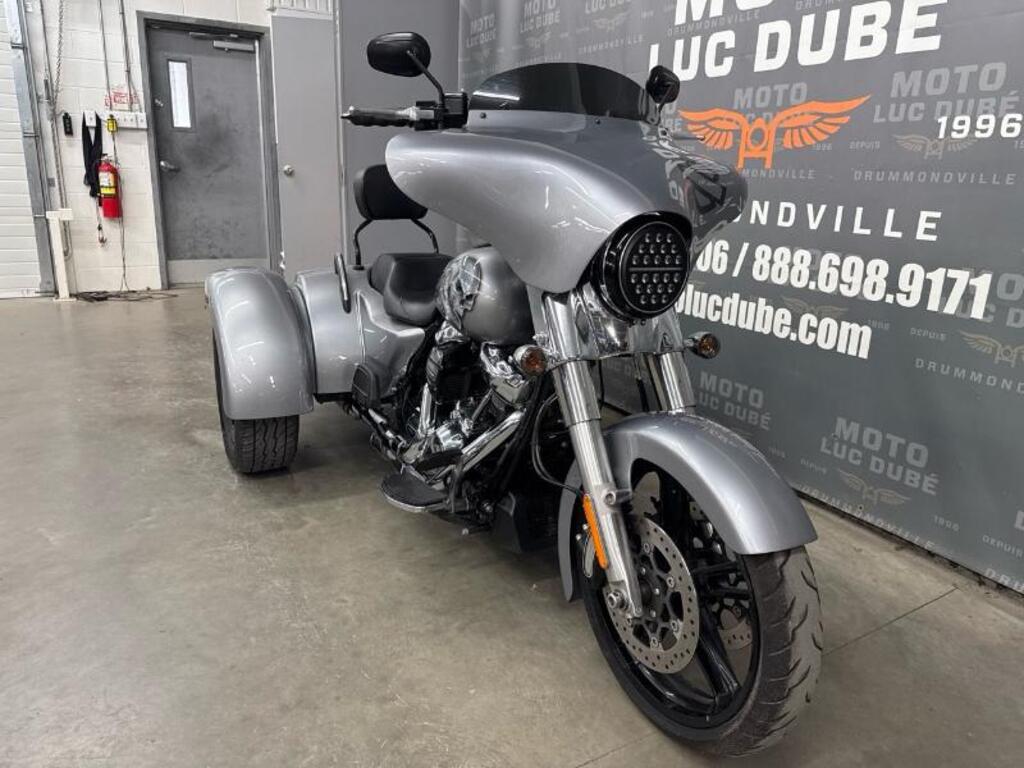 Harley-Davidson FLHTK Electra Glide Ultra Limited 2014