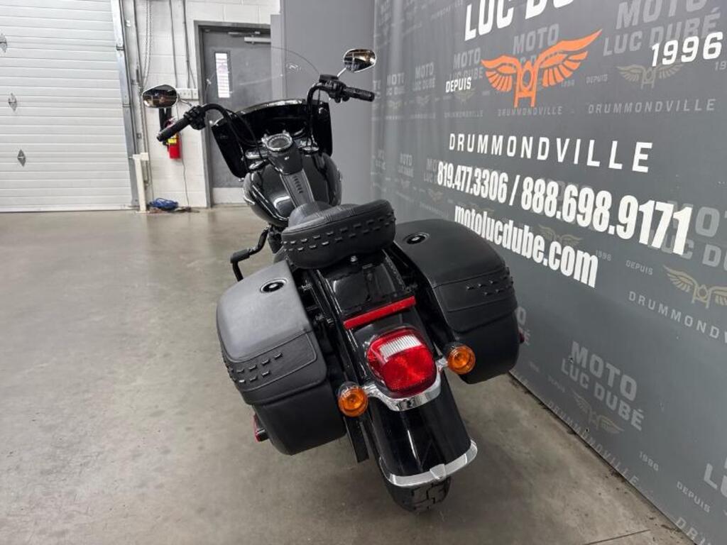 Harley-Davidson FLHCS Heritage Classic 114 2018