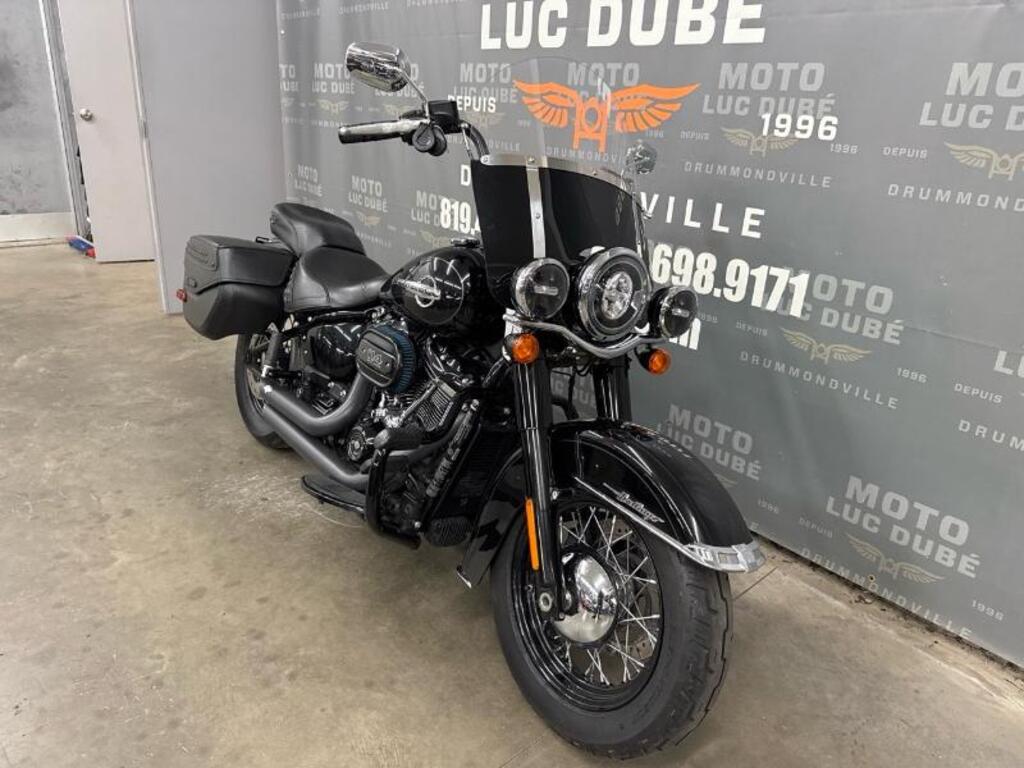 Harley-Davidson FLHCS Heritage Classic 114 2018