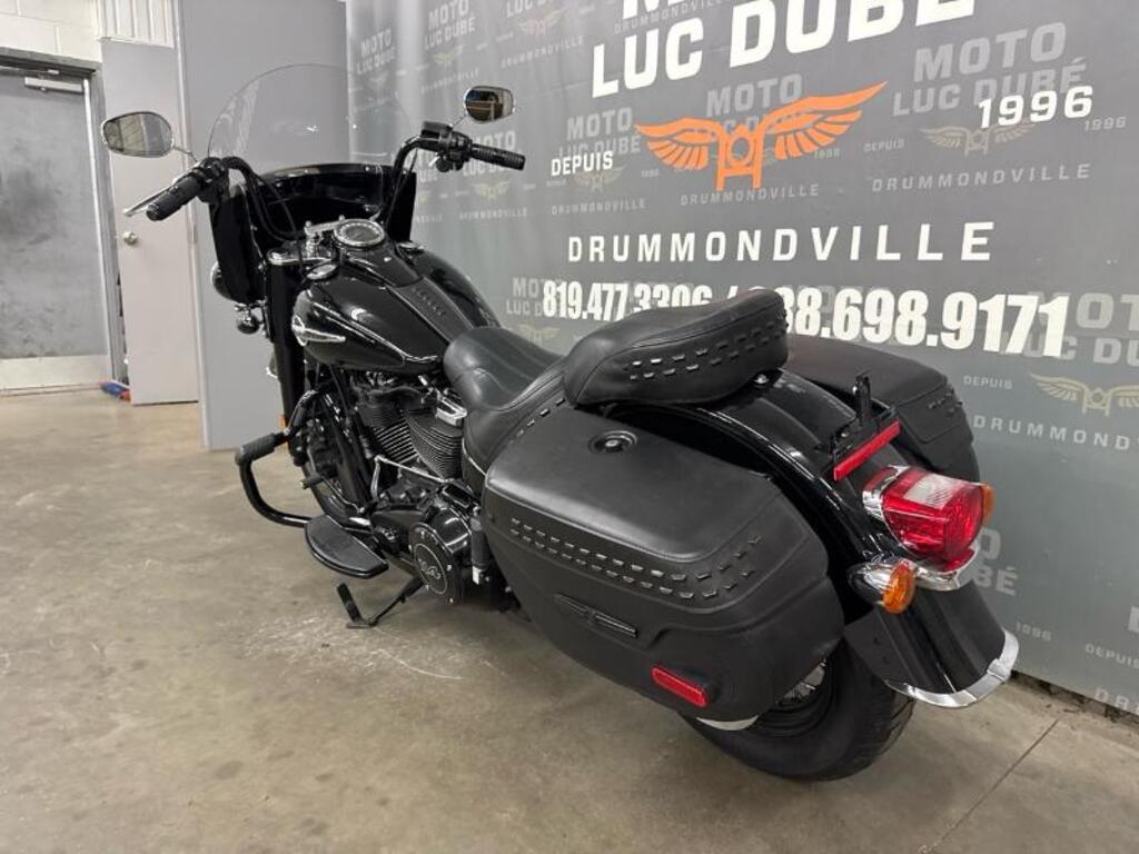 Harley-Davidson FLHCS Heritage Classic 114 2018
