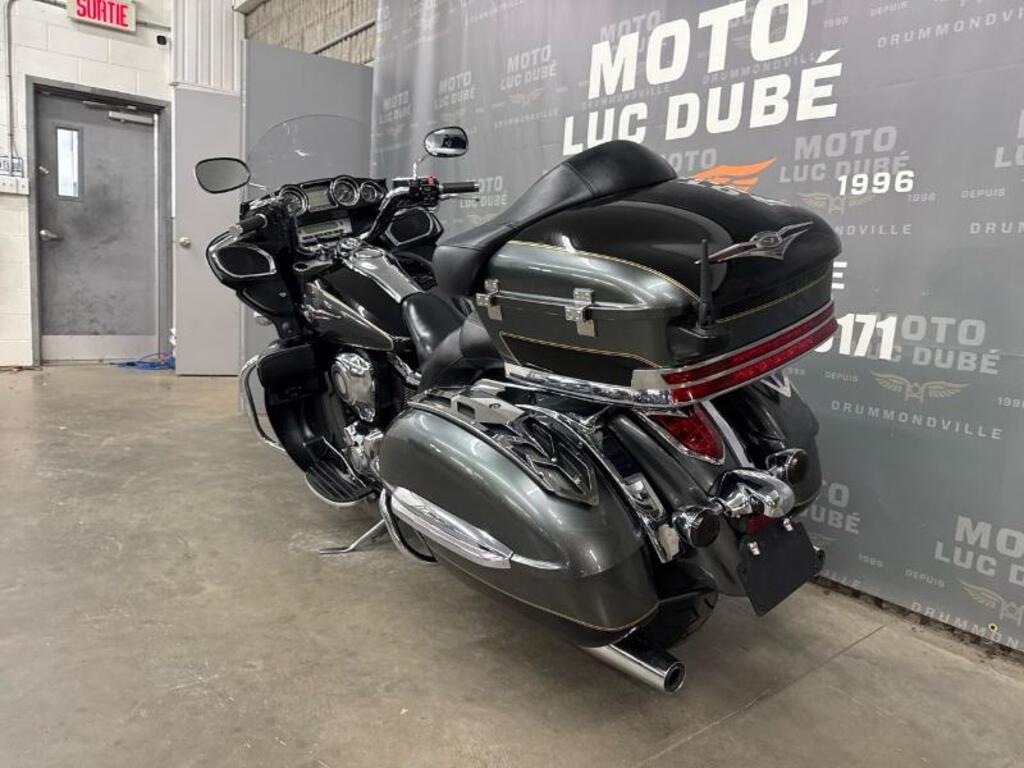 Kawasaki Vulcan 1700 Voyager 2011