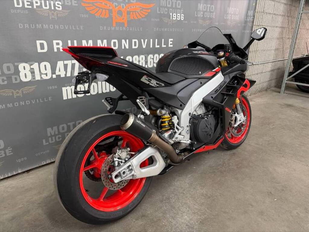 Aprilia RSV4 2024