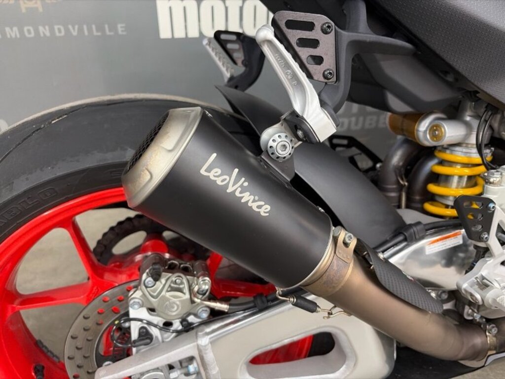 Aprilia RSV4 2024