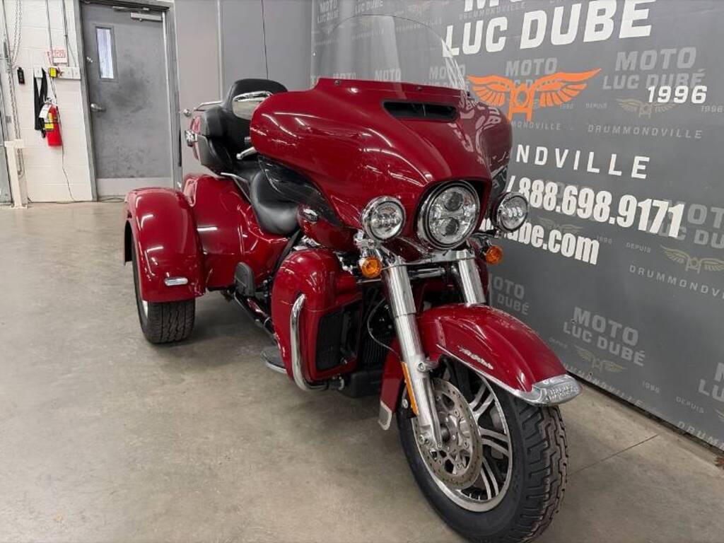 Harley-Davidson FLHTCUTG Tri Glide Ultra 2021