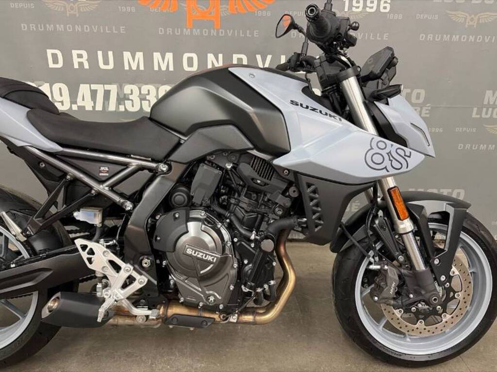 Suzuki GSX-8S 2024