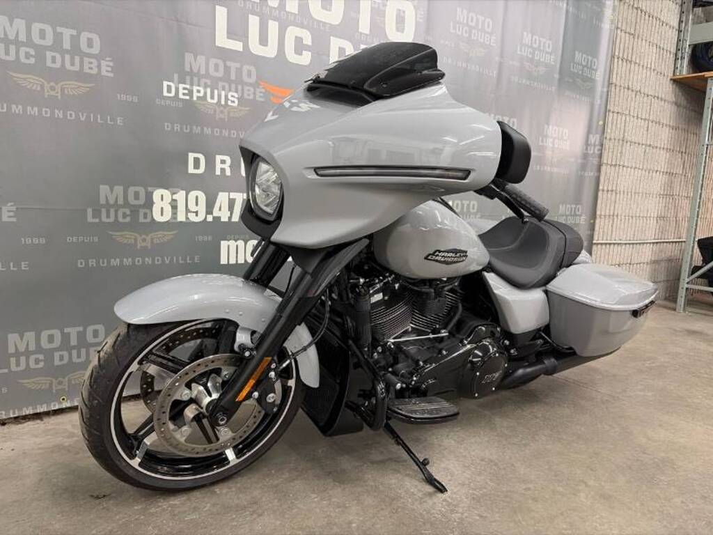 Harley-Davidson FLHX Street Glide 2025