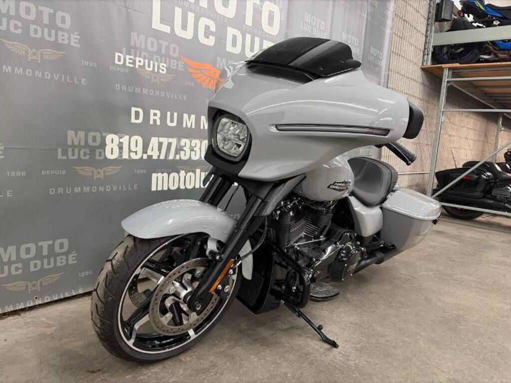 Harley-Davidson FLHX Street Glide 2025