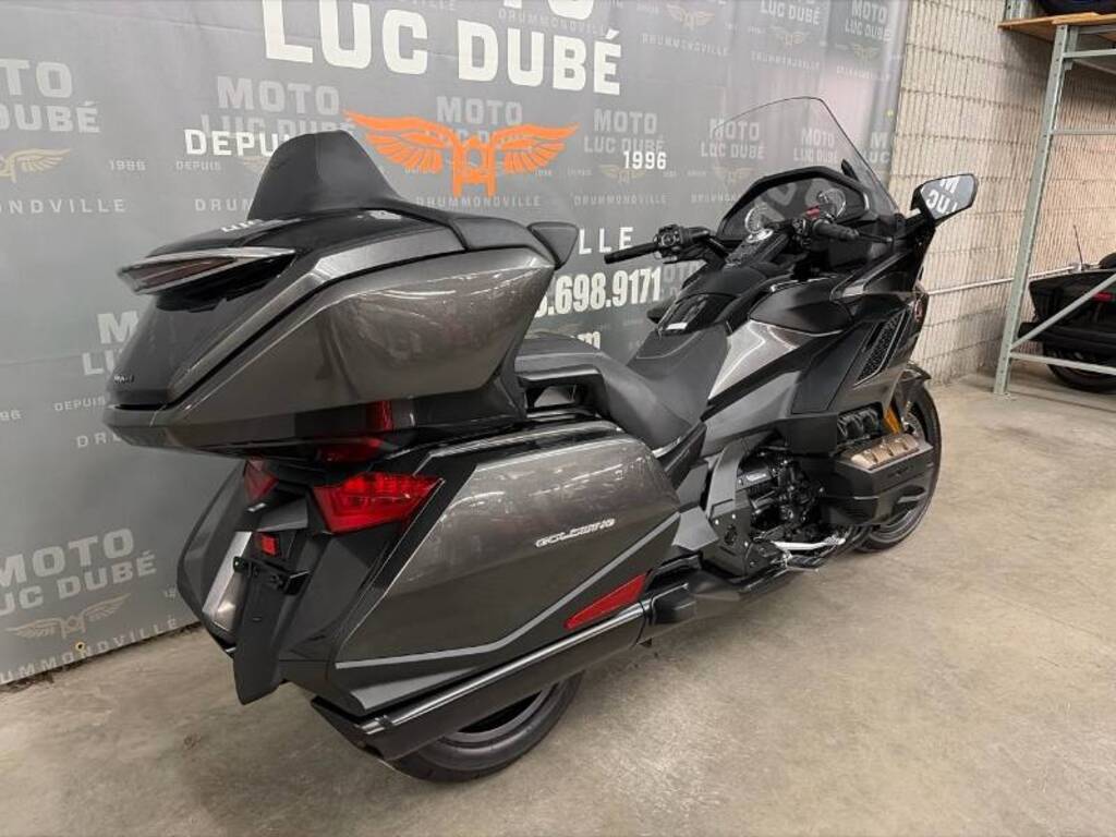 Yamaha V-Star 1300 Deluxe 2015