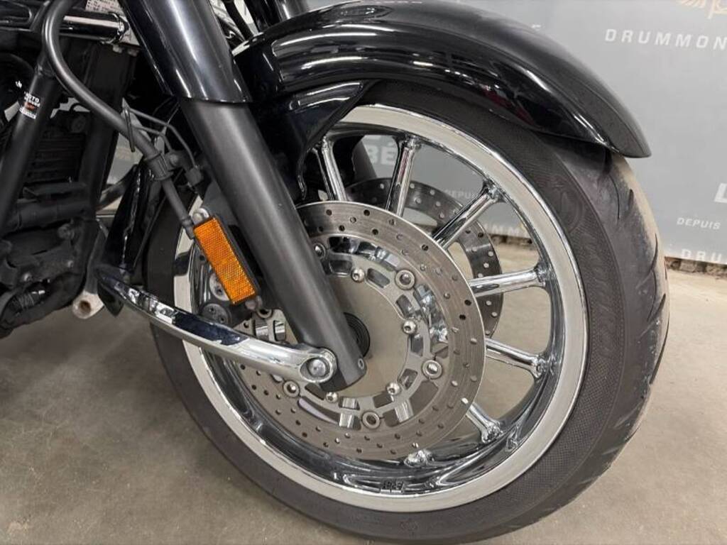 Harley-Davidson FLHTCUTG Tri Glide Ultra 2024