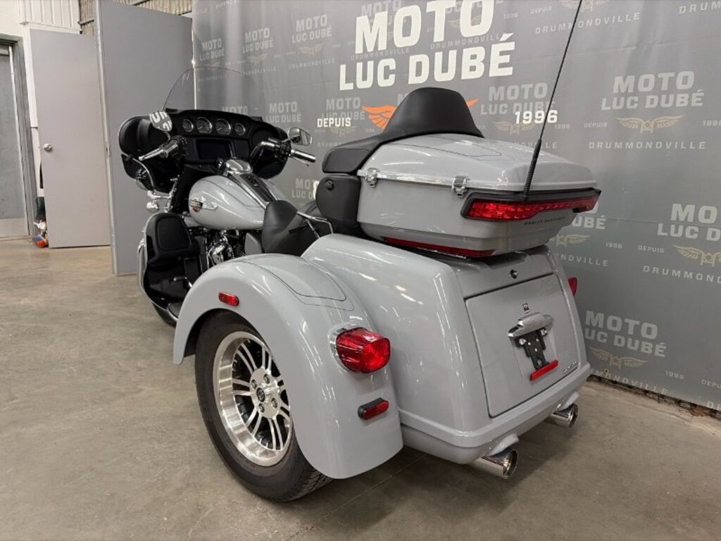 Suzuki Boulevard C50T 2012