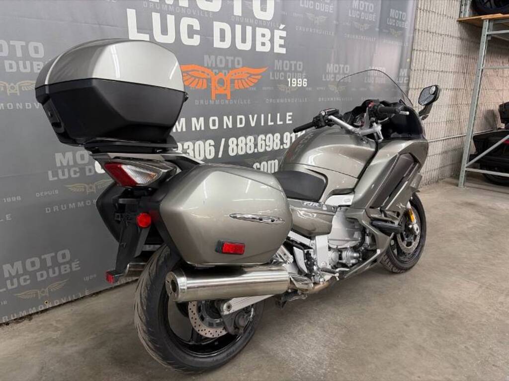 Harley-Davidson FLTRX Road Glide 2024