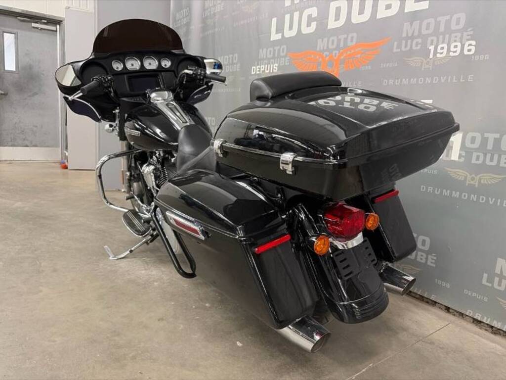 Harley-Davidson FLHX Street Glide 2023