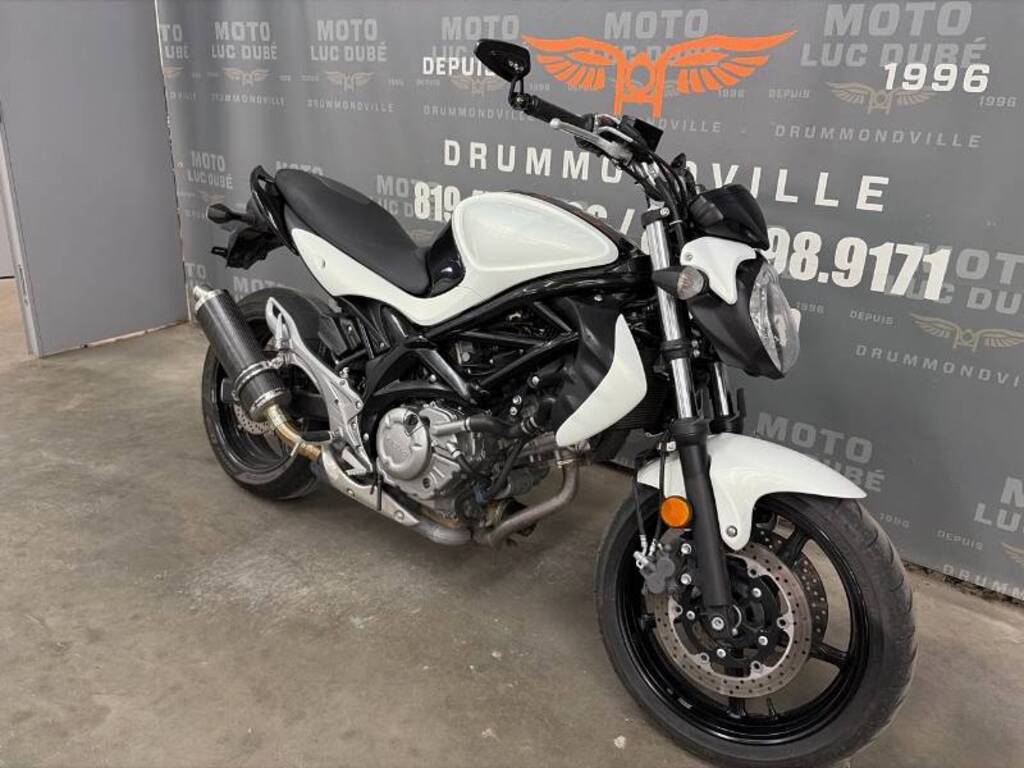 Suzuki SFV650 Gladius 2012