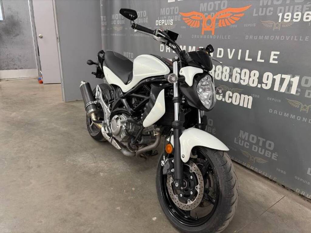 Suzuki SFV650 Gladius 2012