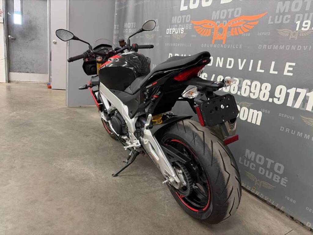 Aprilia Tuono V4 1100RR 2019