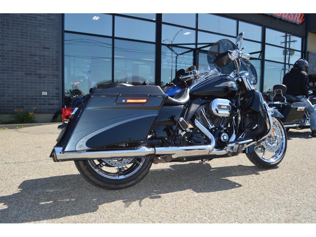Harley-Davidson FLHRSE5 2013
