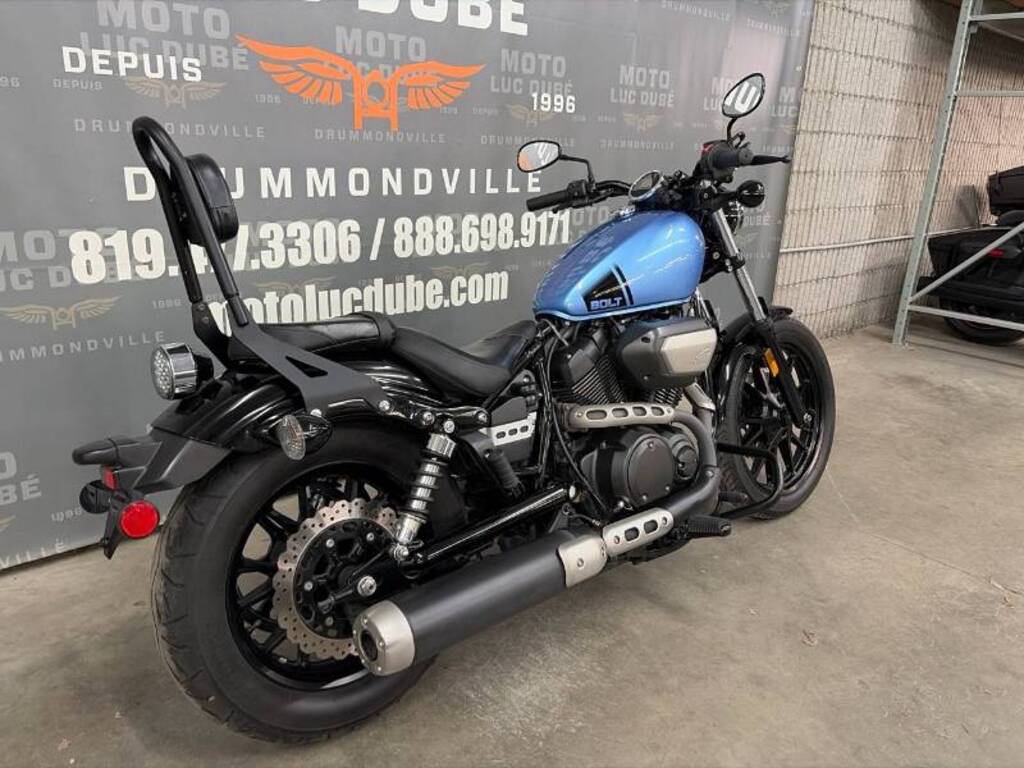 Yamaha Bolt 2015