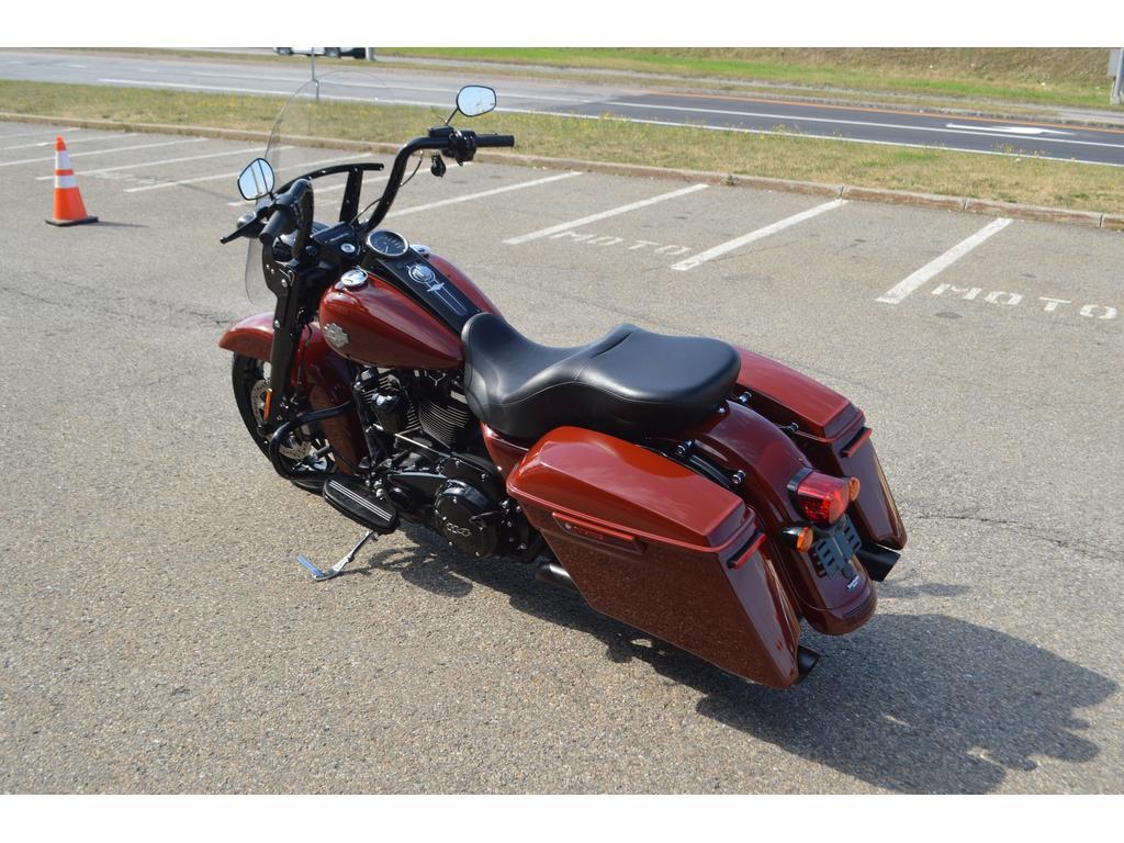 Harley-Davidson FLHRXS Road King Special 2024