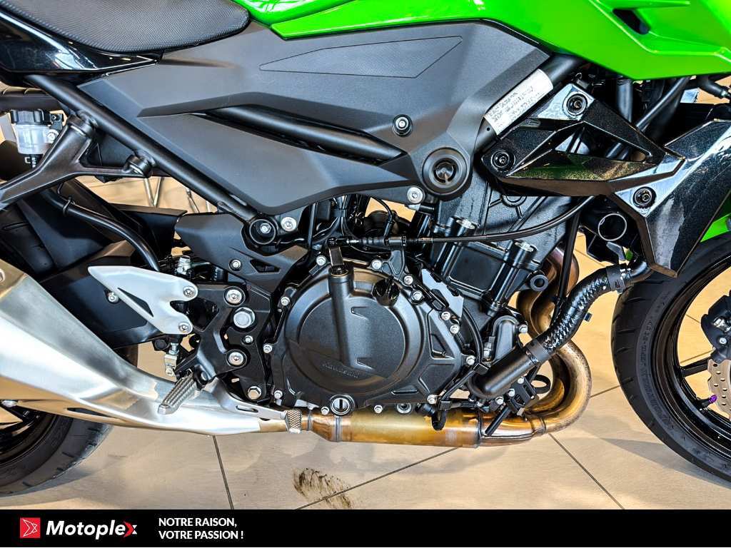 Kawasaki Z400 *2337 KM* 2023