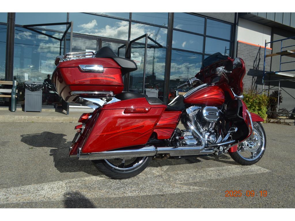 Harley-Davidson FLHXSE CVO 2016