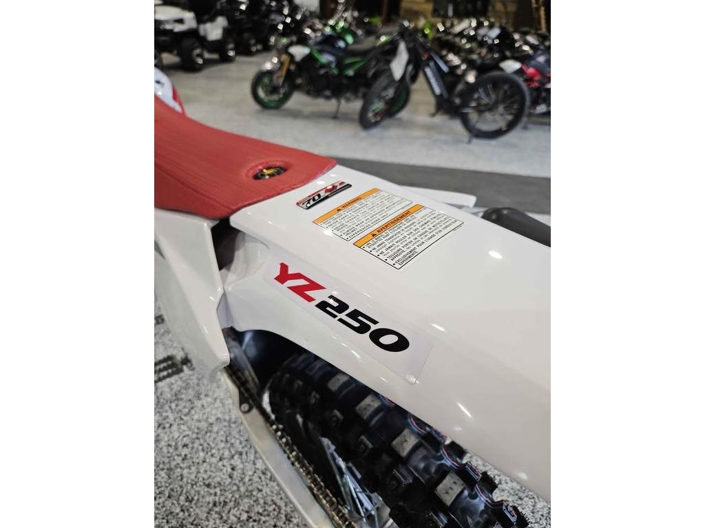 Yamaha YZ250 2026