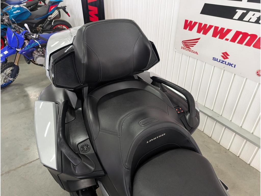 Can-Am Spyder 2022