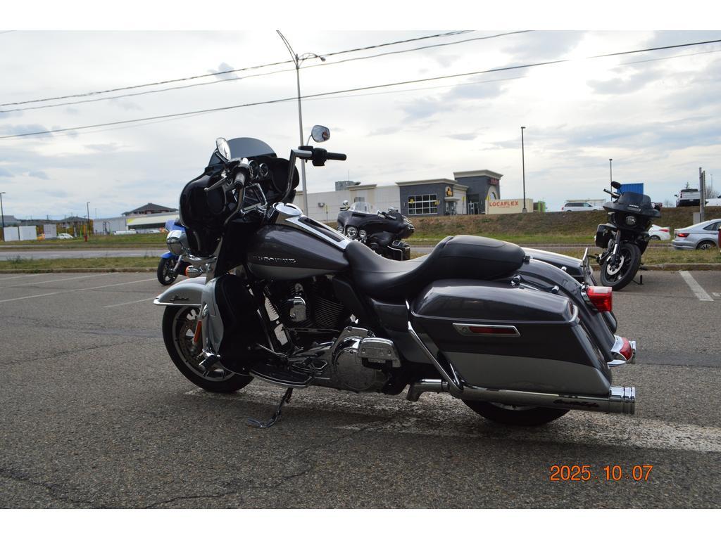 Harley-Davidson FLHTK Ultra Limited 2014