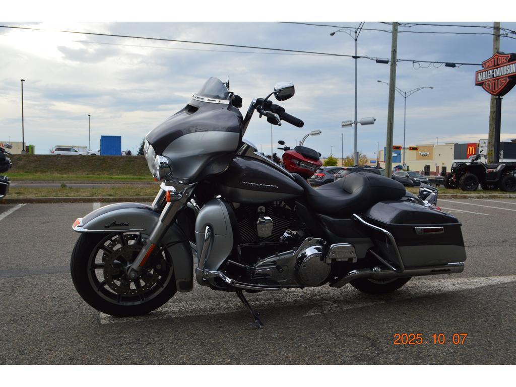 Harley-Davidson FLHTK Ultra Limited 2014