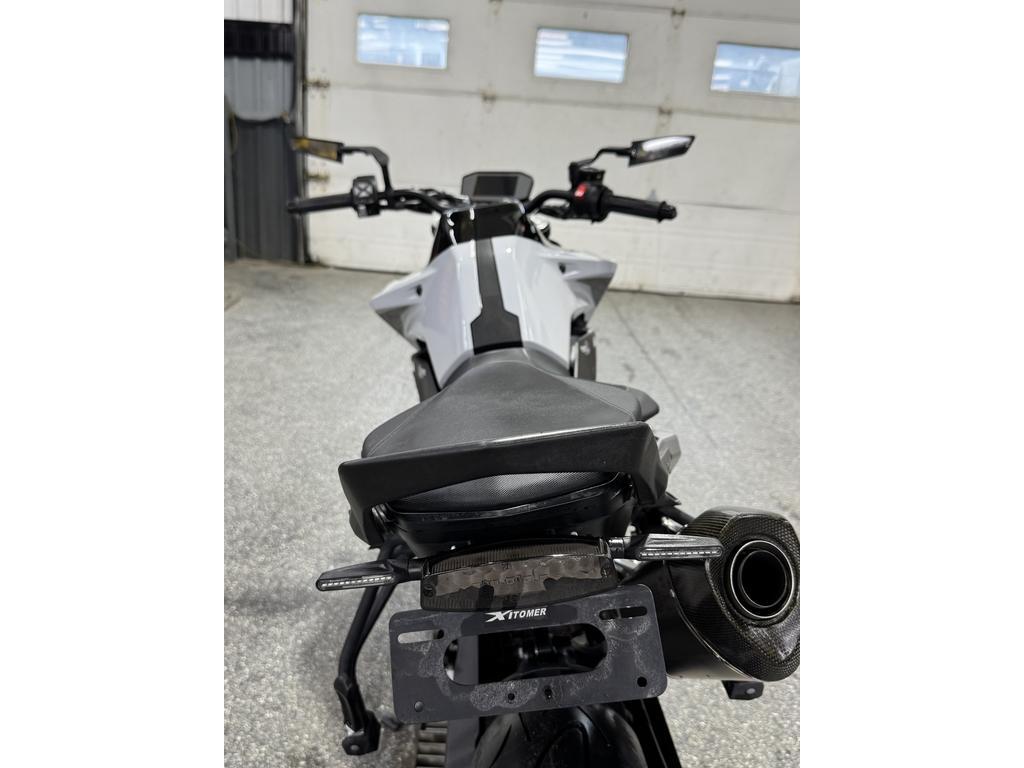 KTM DUKE 790 2024