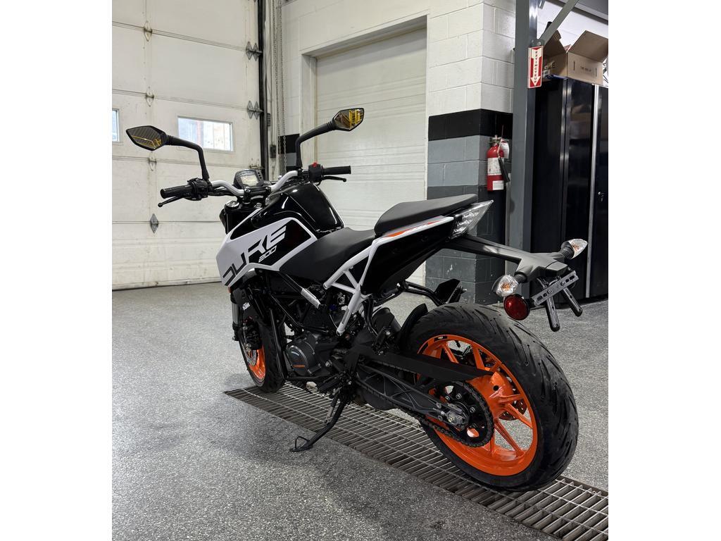 KTM 200 Duke 2020