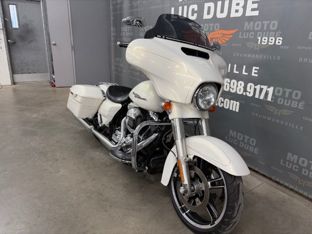 Harley-Davidson FLHXS Street Glide Special 2014