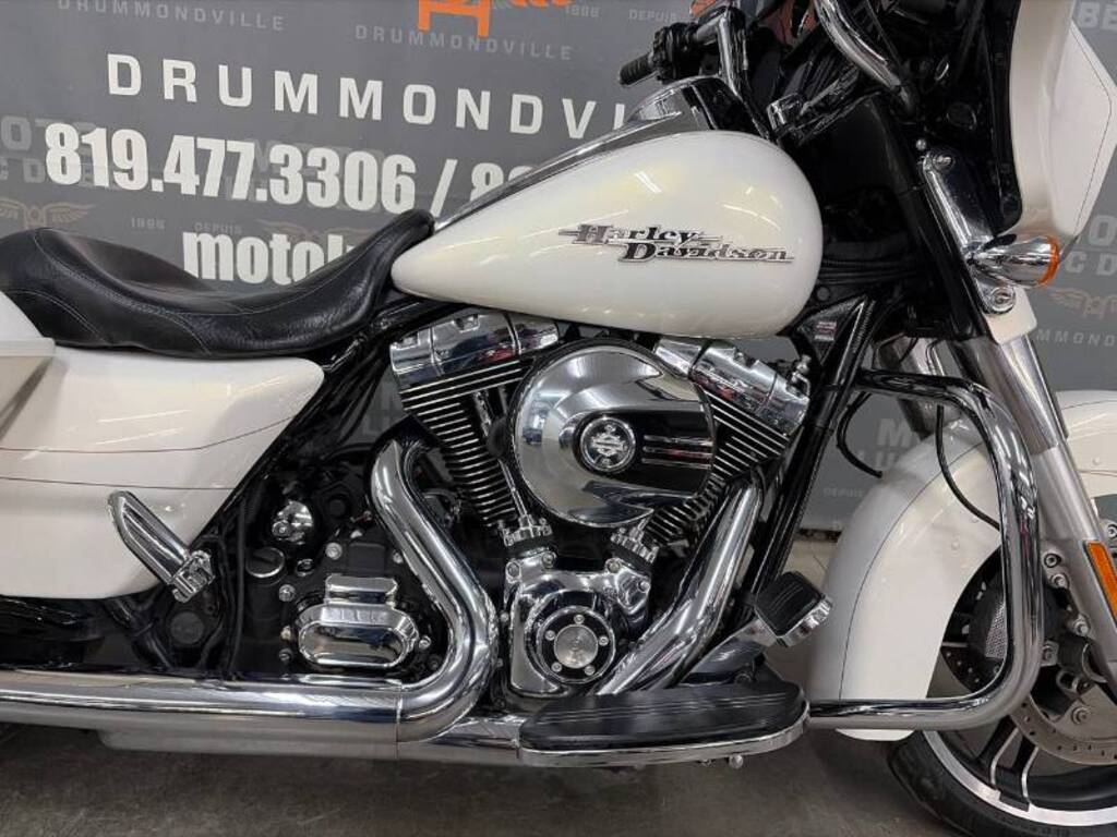 Harley-Davidson FLHXS Street Glide Special 2014