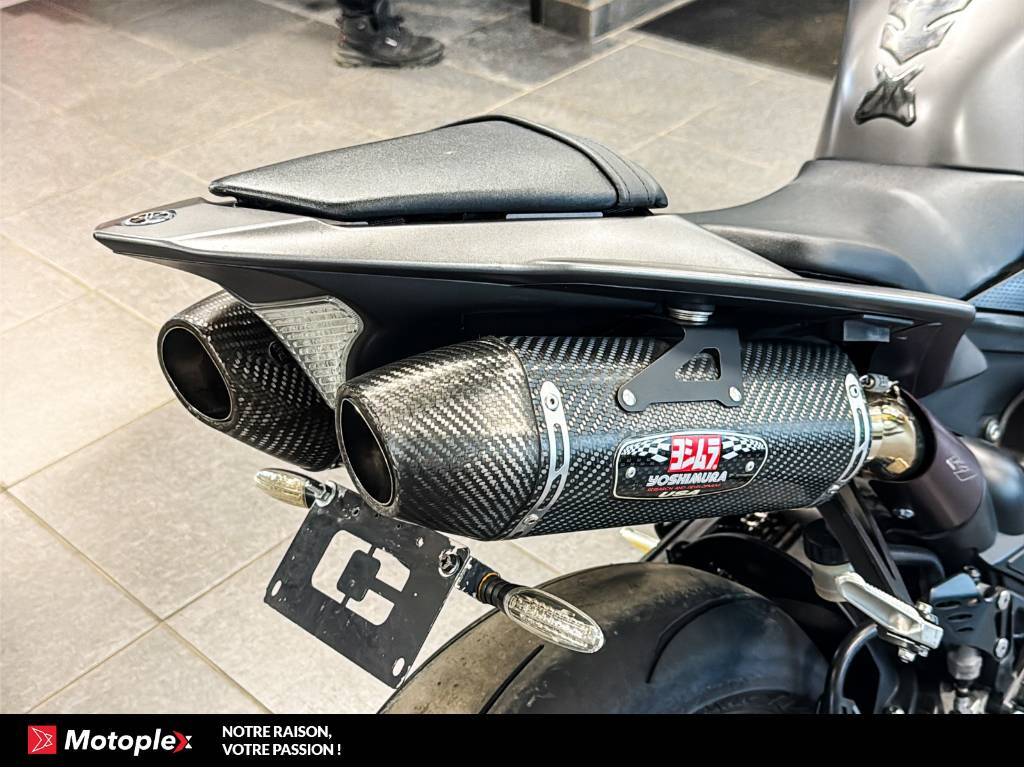 Yamaha R1 *YOSHIMURA* 2013