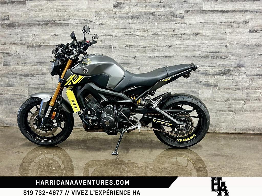 Yamaha FZ-09 2015