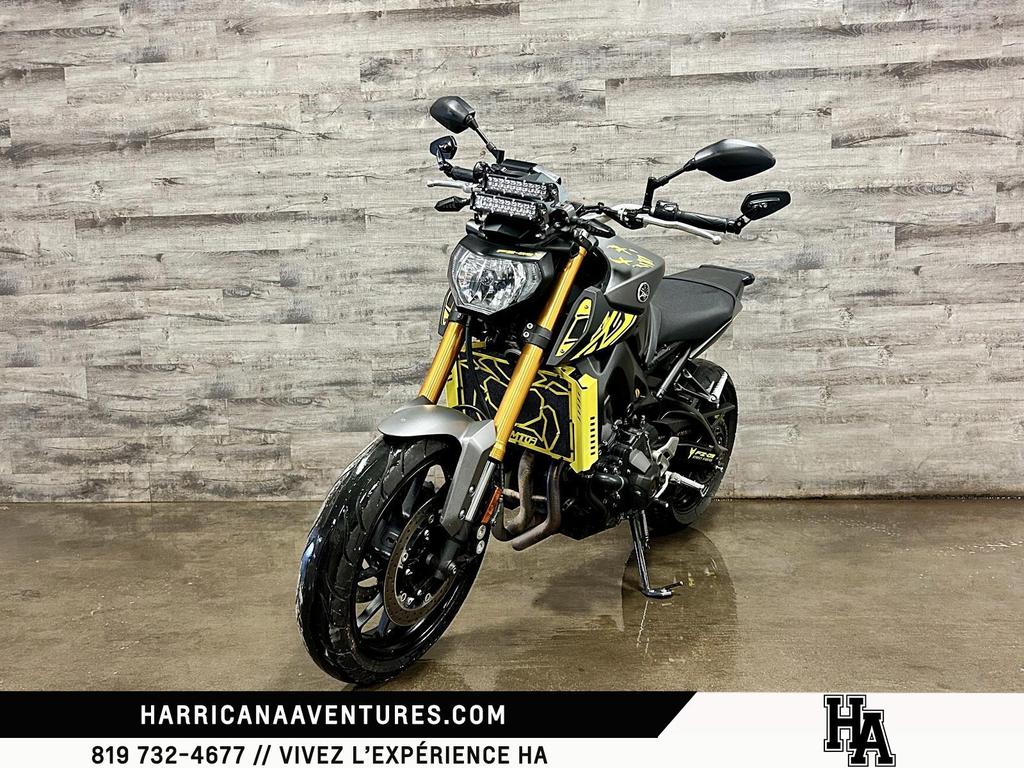 Yamaha FZ-09 2015