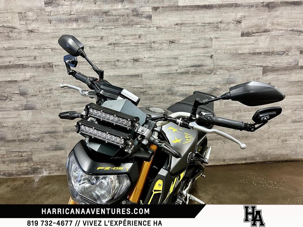 Yamaha FZ-09 2015