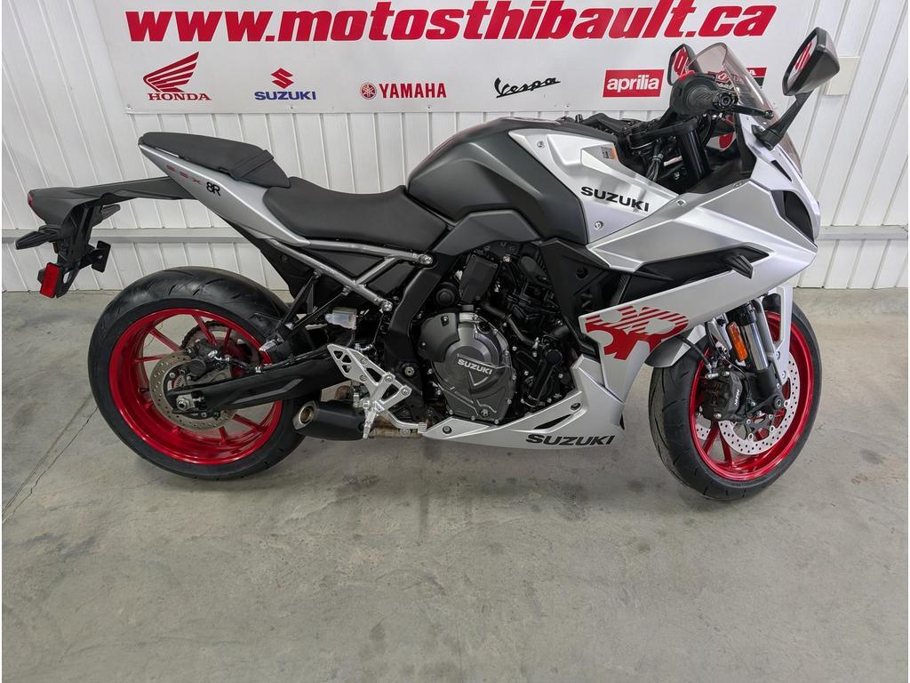 Suzuki GSX-8R 2024