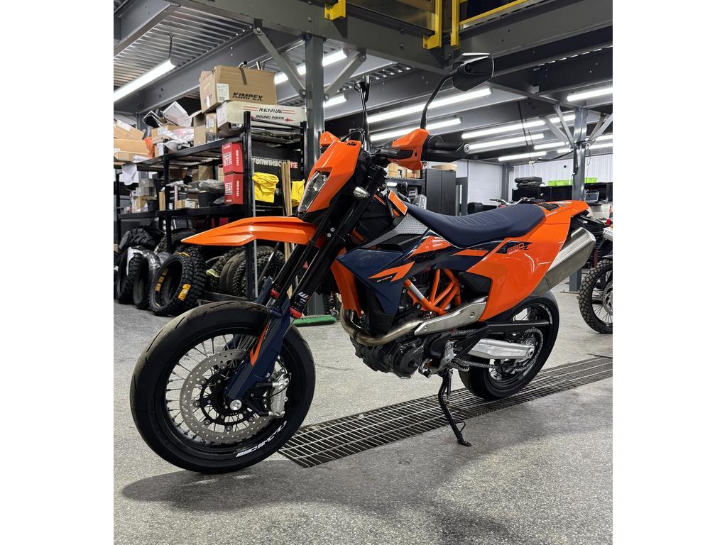KTM 690 SMC R 2026