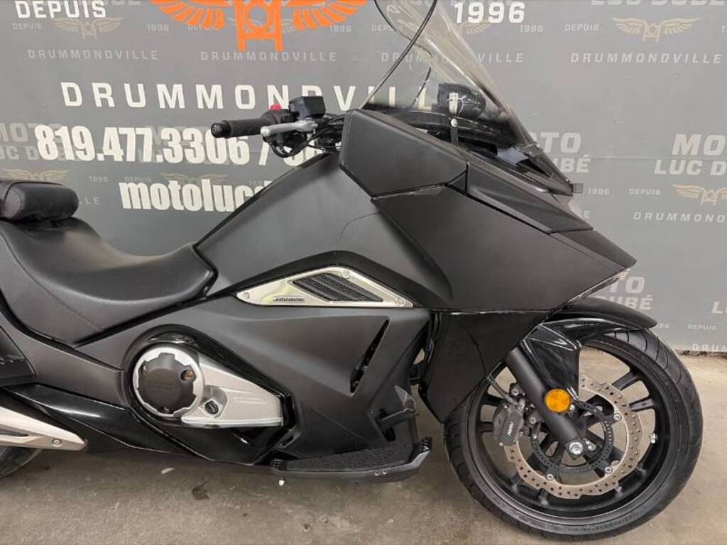 Honda NM4 2017