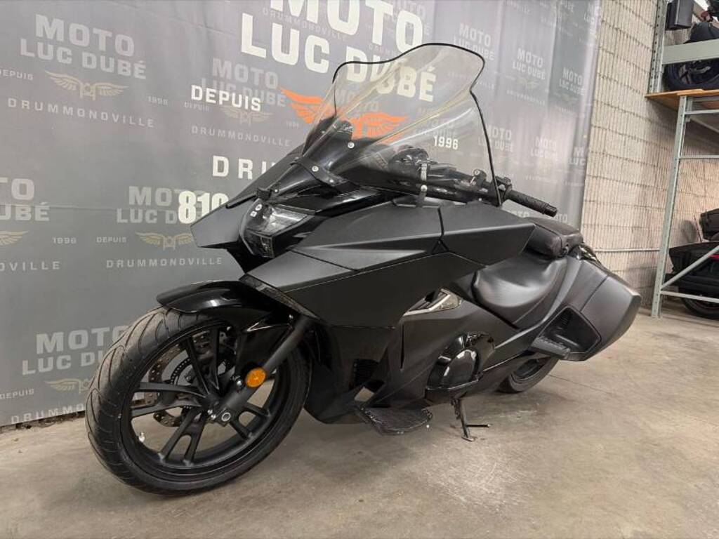 Honda NM4 2017