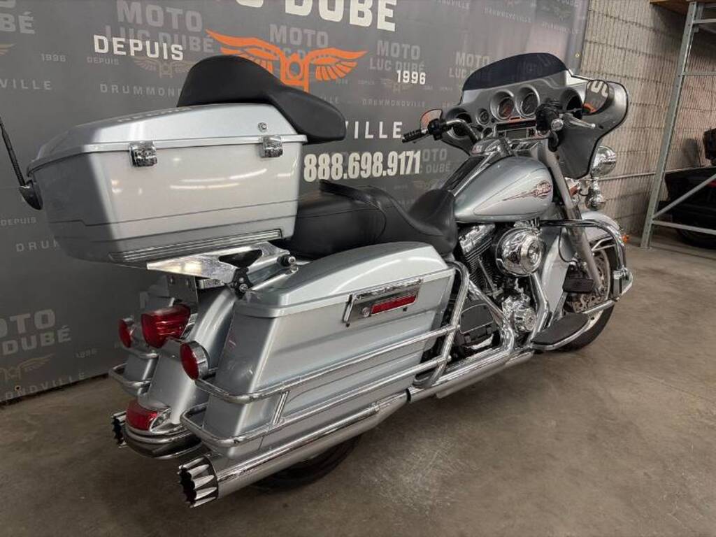 Harley-Davidson FLHTC Electra Glide Classic 2012