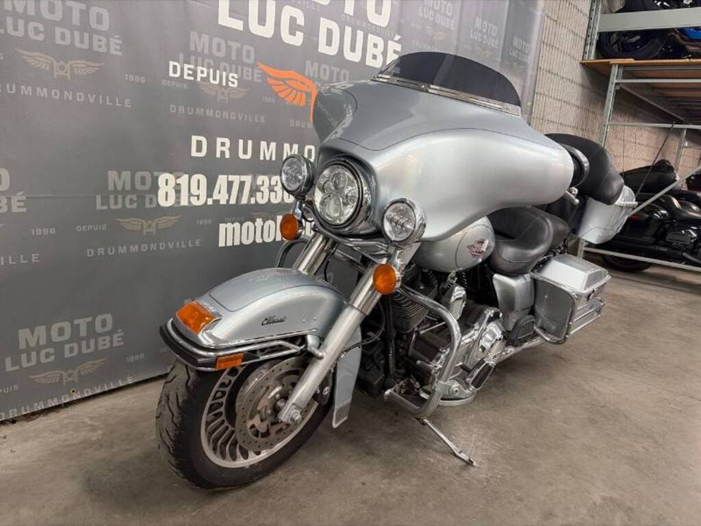 Harley-Davidson FLHTC Electra Glide Classic 2012
