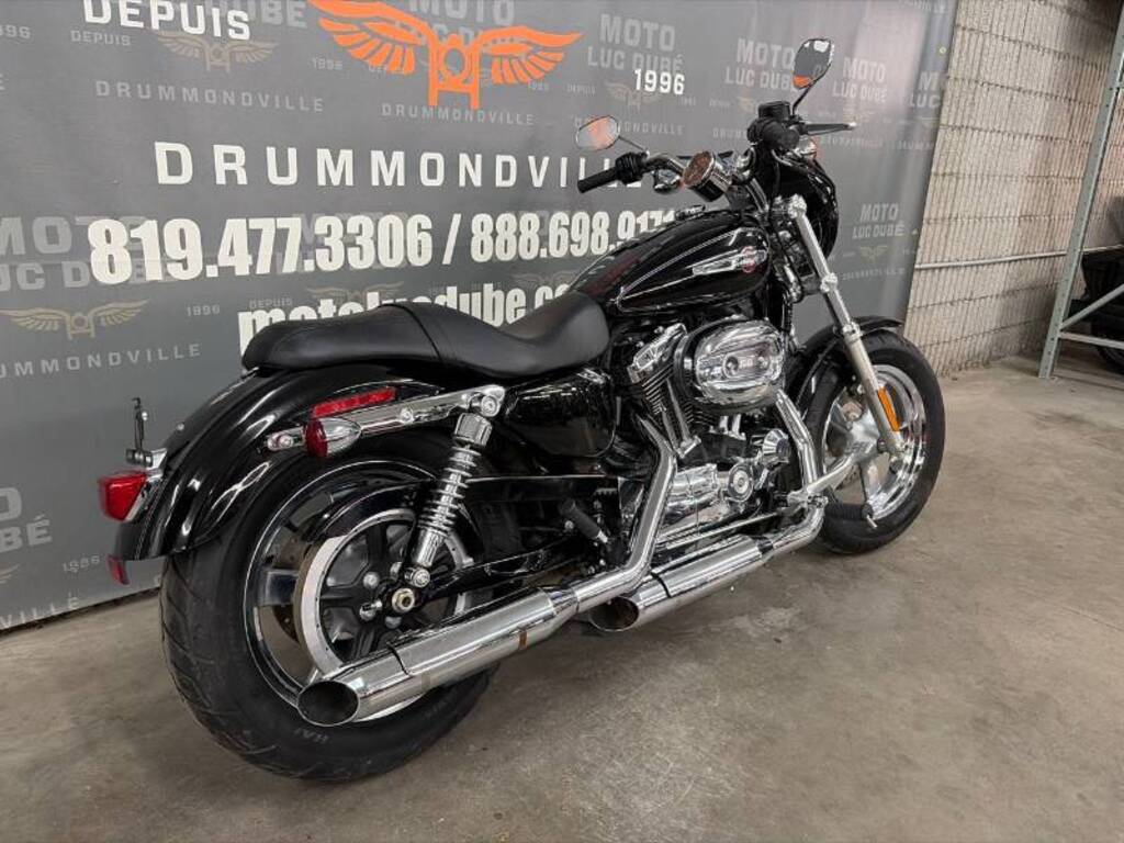 Harley-Davidson XL1200C Sportster 1200 Custom 2015