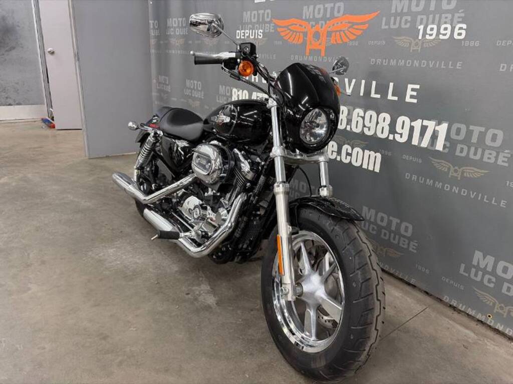 Harley-Davidson XL1200C Sportster 1200 Custom 2015